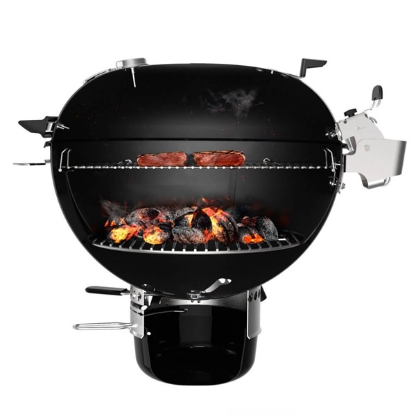 Weber-Mastertouch-Premium-E-5770-Cooking-Chamber.jpg